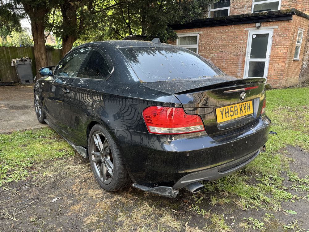 Бмв е82 123д bmw e82 123d НА ЧАСТИ