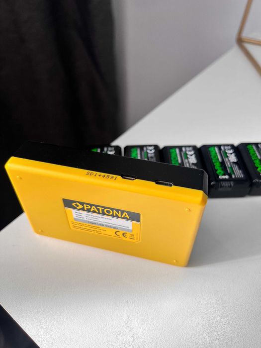 Sony a6400 + Sony 18-105 f4 OSS