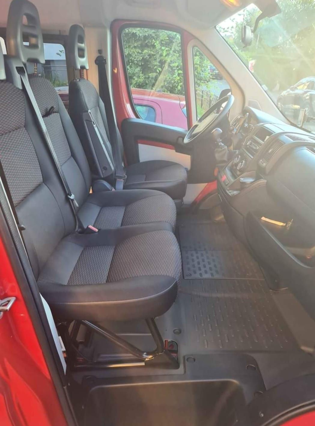 Peugeot Boxer 2.0 autoturism ca nou
