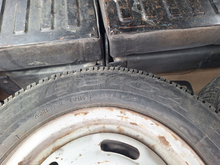 Гуми за ВАЗ 2104 .2105.