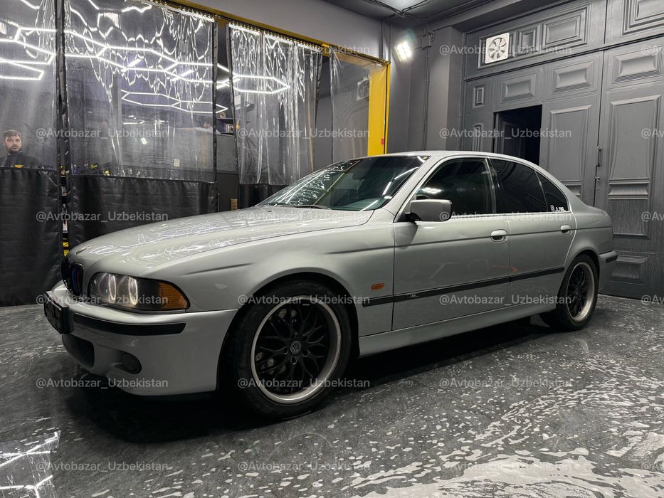 •BMW E39 1996 “Restyling” •