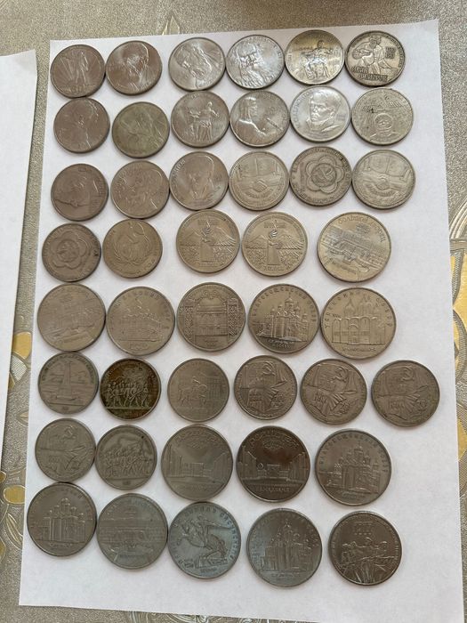 Монеты 388 шт 10 рублей серебро + 387 коллекционных