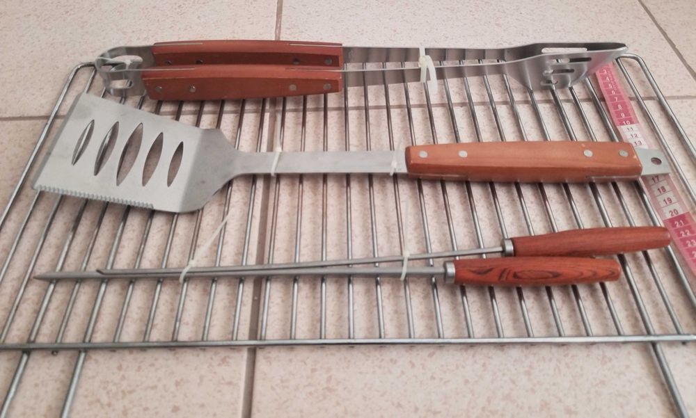 Picnic Gratar Grill Ustensile Geanta Frigorifica Pastile Racire Carafă