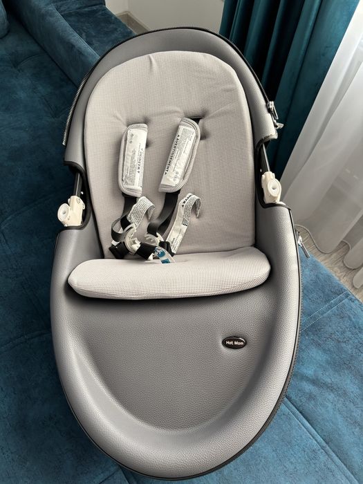 Carucior Hot Mom 3 in 1 ca NOU , fara defecte, pete, zgârieturi