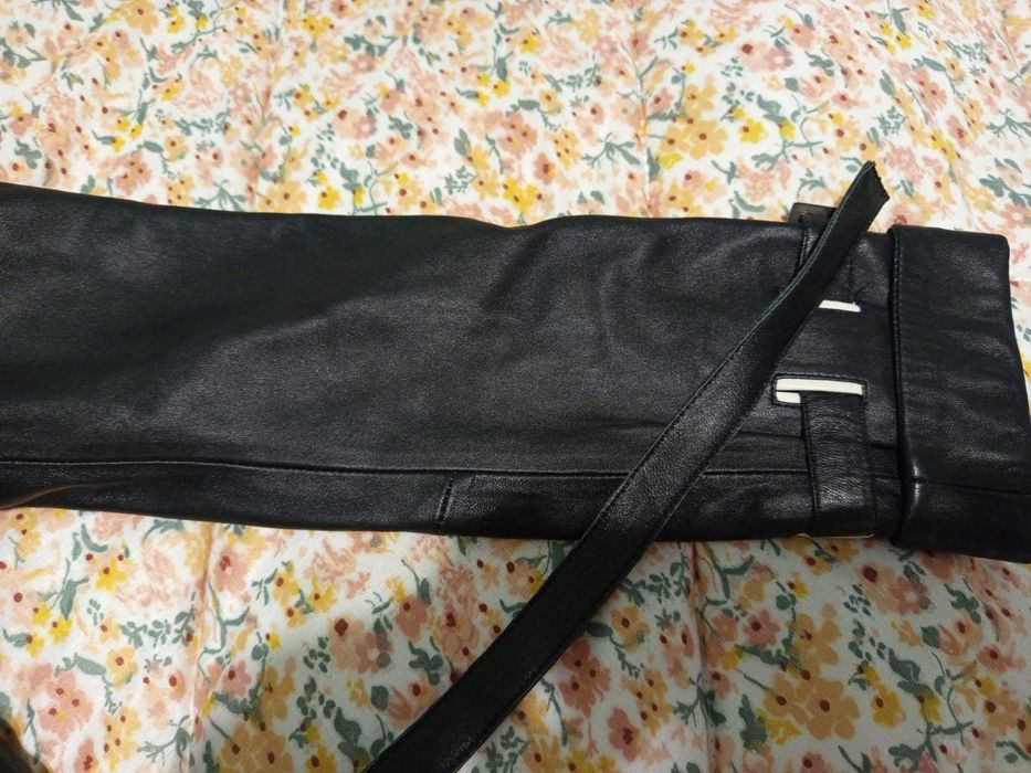 Черно кожено яке