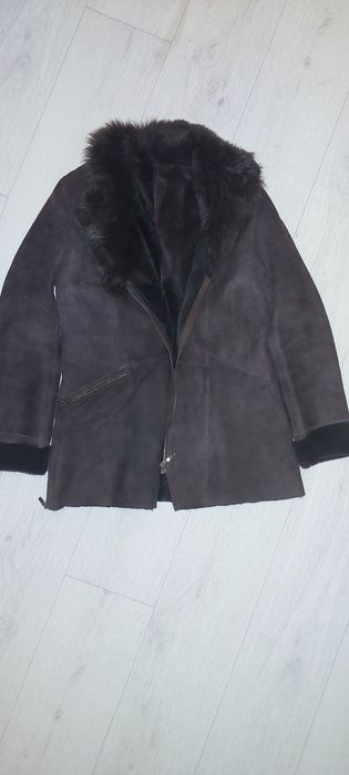 Пуховики, дублёнки, польта.