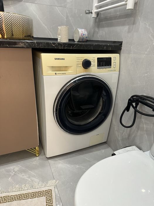 Продаю стиральную машину