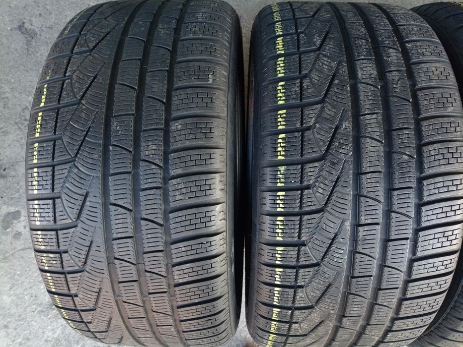 4 anvelope de iarna Pirelli 265/45 R18 dot 2019
