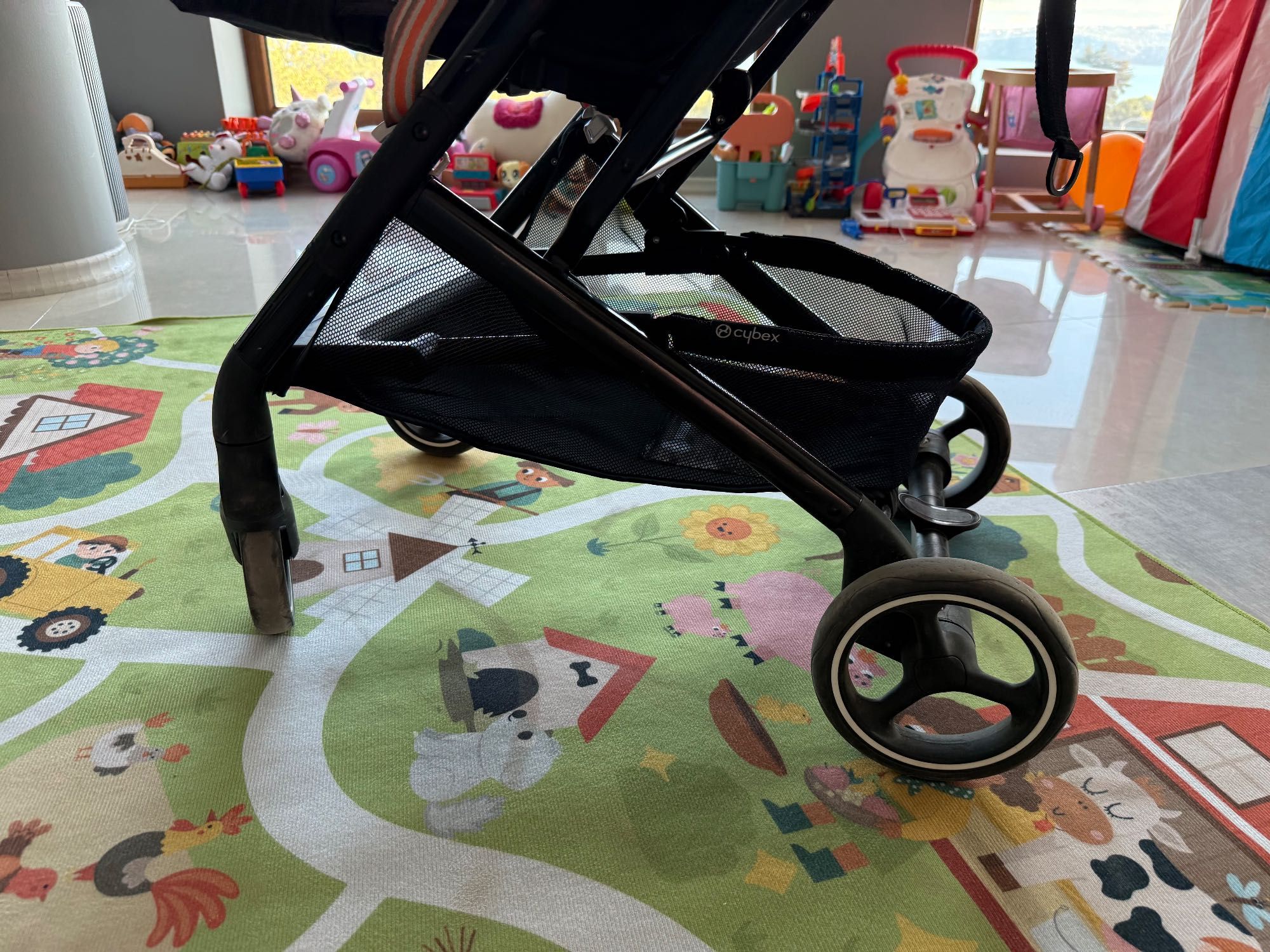 Бебешка количка Cybex Beezy