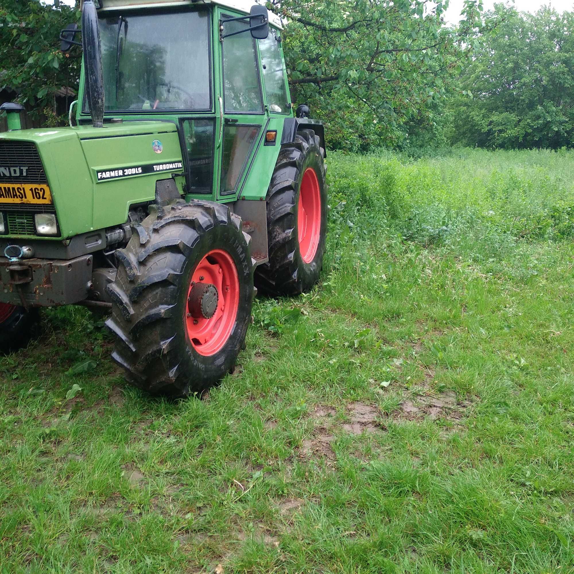 tractor fendt 309 ls