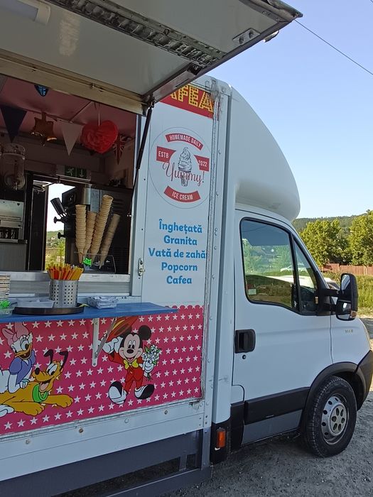 Vând mașină Iveco daily