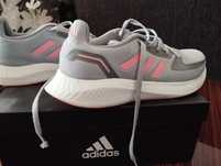 Запазени Adidas маратонки