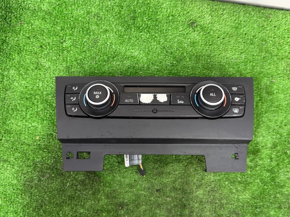 PANOU COMANDA CLIMA BMW X1 E84 SDRIVE 18D 2.0 DIESEL 2010 COD OEM 64119221853 6411922185304 9221853 2009-2015