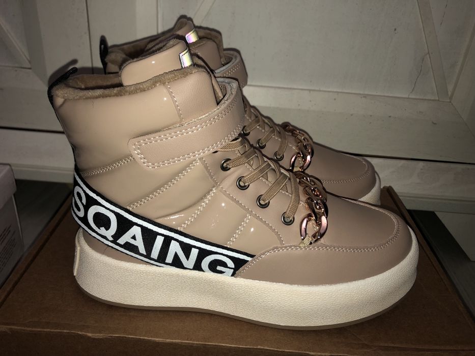 Новые. Теплые и стильные зимние ботинки. Шерсть