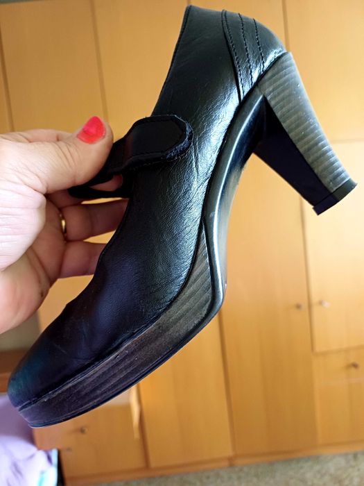 Обувки нови невероятно удобни и елегантни