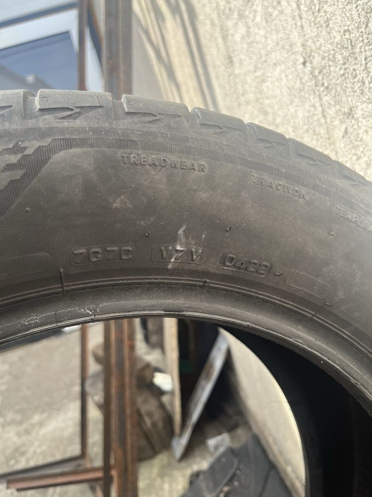 Летни гуми 235 55 18 Bridgestone 4 бр.