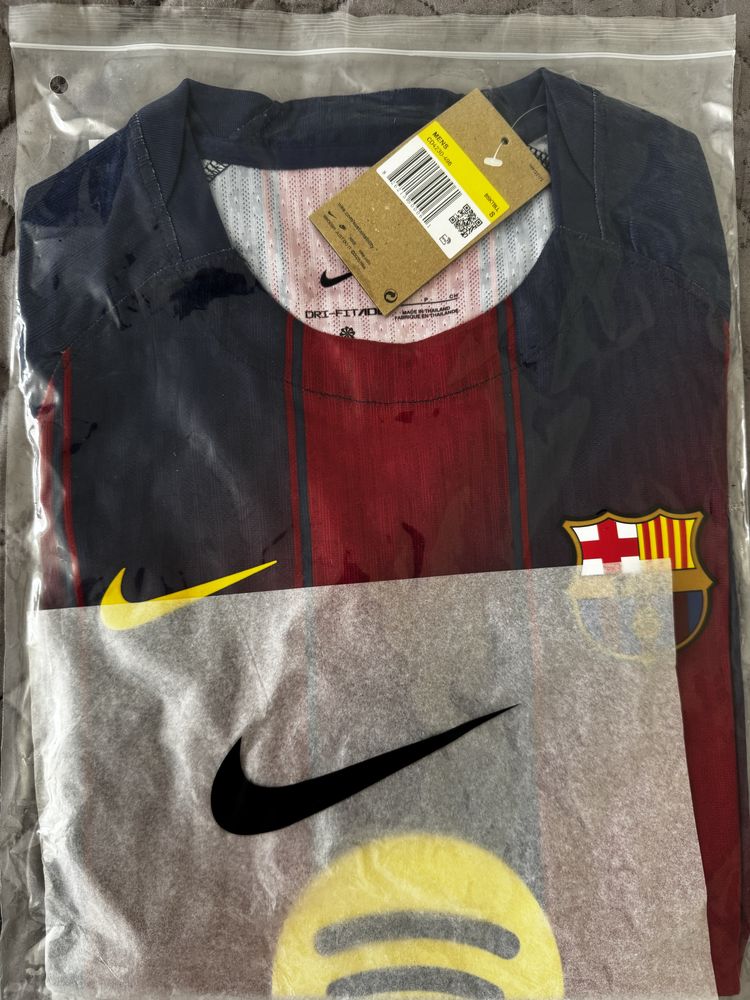 Barcelona home kit 25/26 Player Version  НАЛИЧЕН РАЗМЕР S