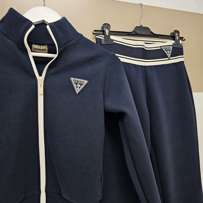 Оригинален екип Guess XS