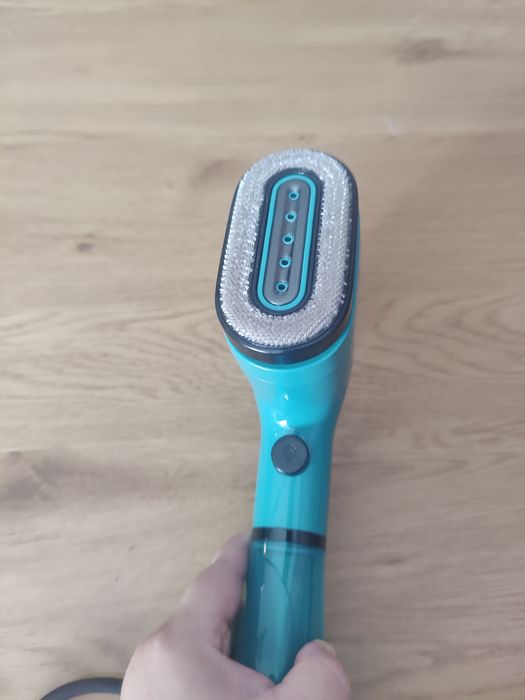 Aparat de calcat vertical cu abur tefal pure pop