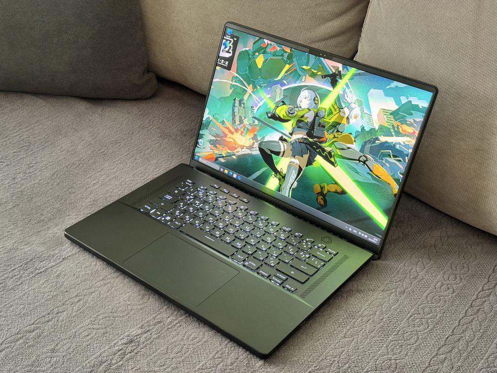 16’QHD+240Hz/RTX 4090 16GB/Asus Zephyrus M16/i9-13900/64GB DDR5/2TB