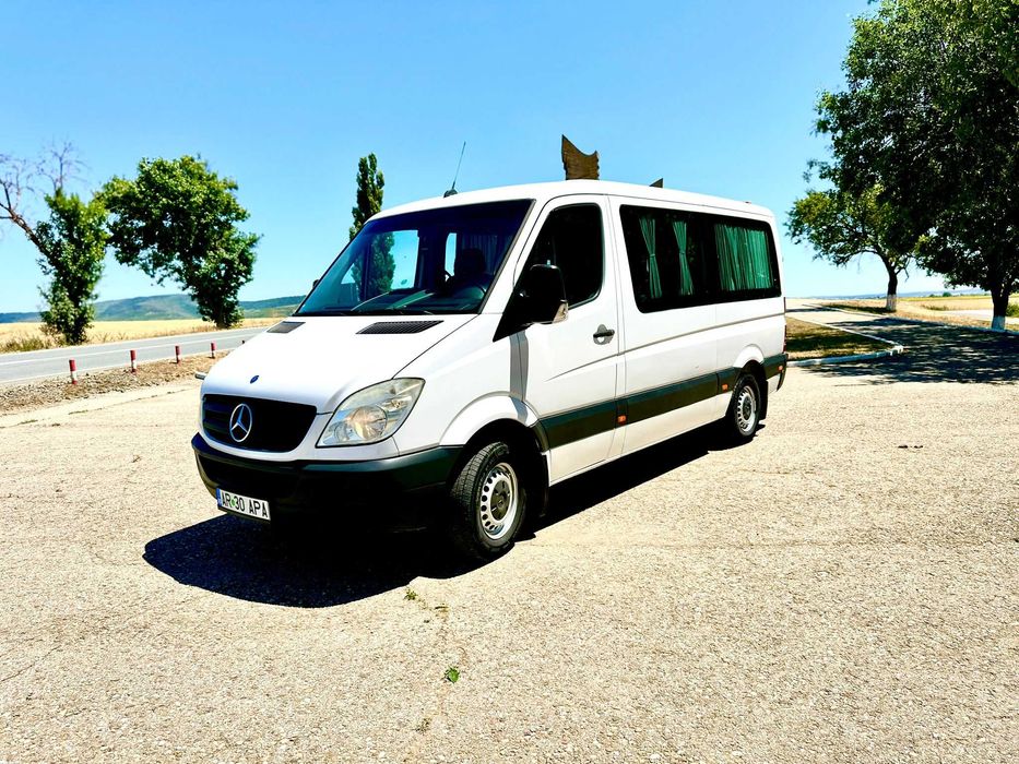 Mercedes Sprinter 8+1 locuri 2.2 Diesel 130 Cp 2010