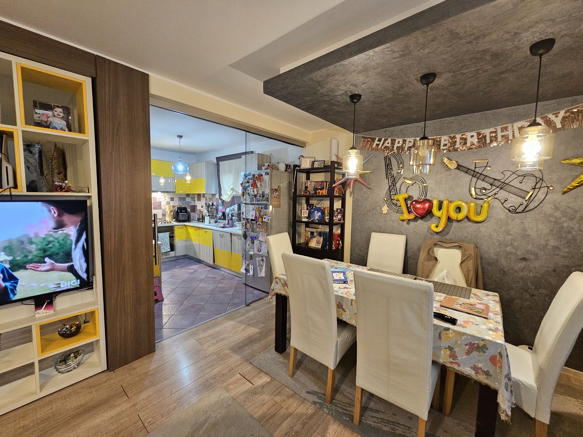 Vila – locatie ideală in Livada, aproape de stația de autobuz