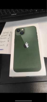 Продам Iphone 13