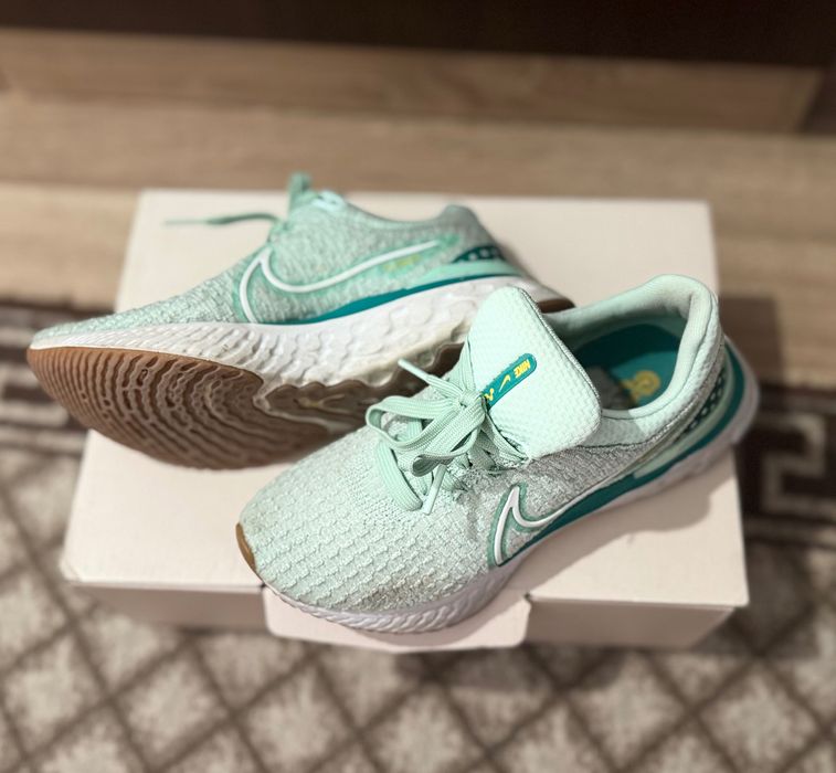 Дамски Маратонки Nike