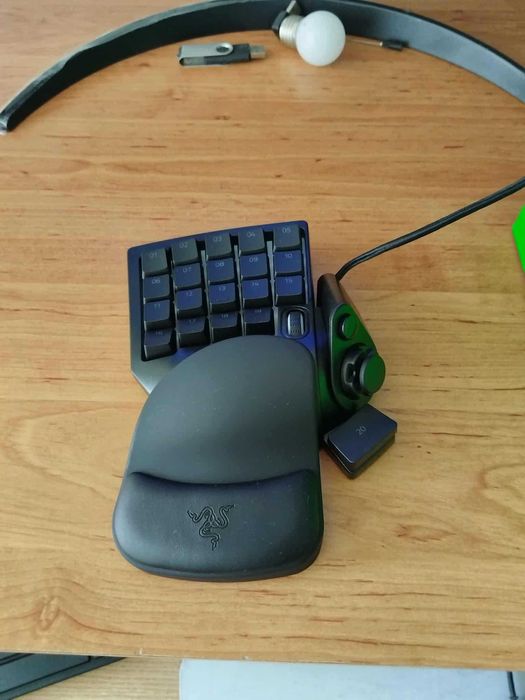 Tastatura gaming Razer Tartarus V2 Noua