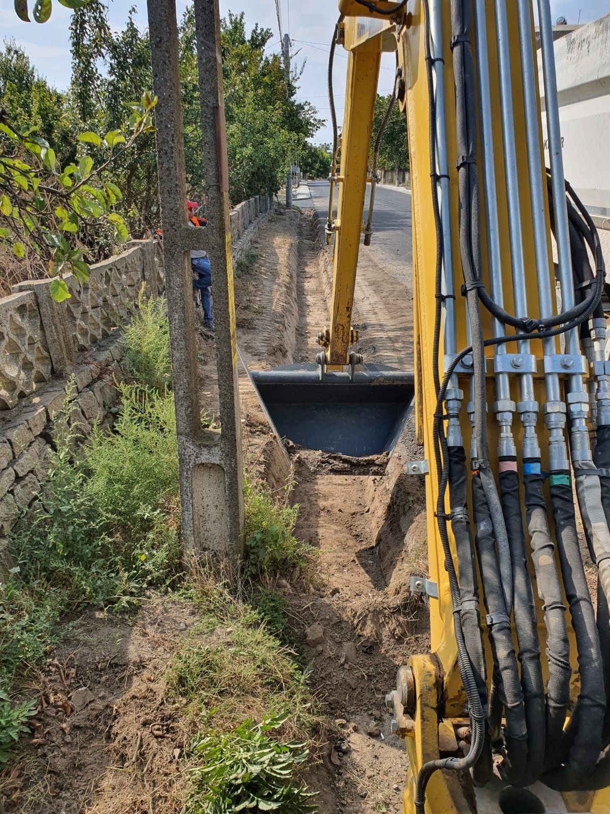 Santuri fundatie sapatura inchiriez Miniexcavator BobCat Excavator