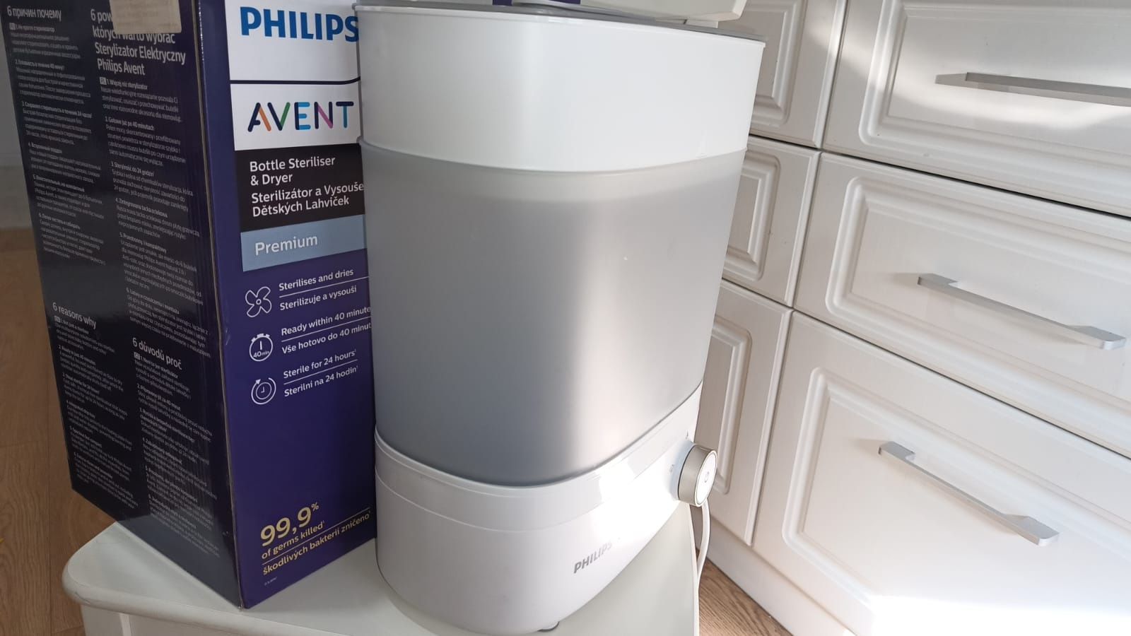 Sterilizator electric si uscator de biberoane Philips Avent Premium