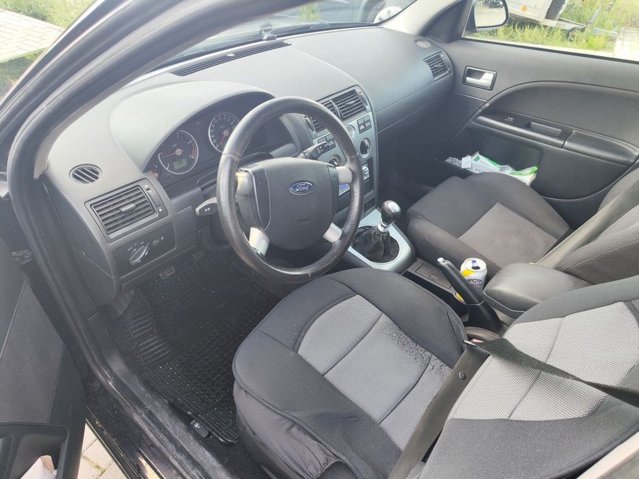 Dric Mașina funerară Ford Mondeo