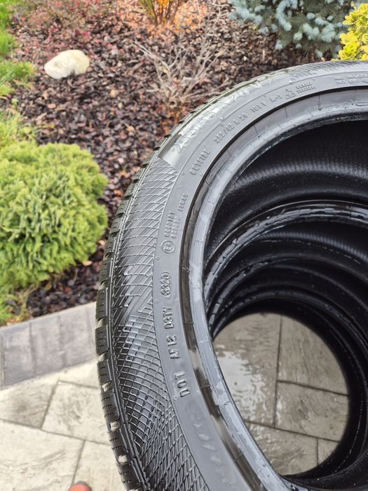 Anvelope iarna continental 255/45/20 dot 2020
