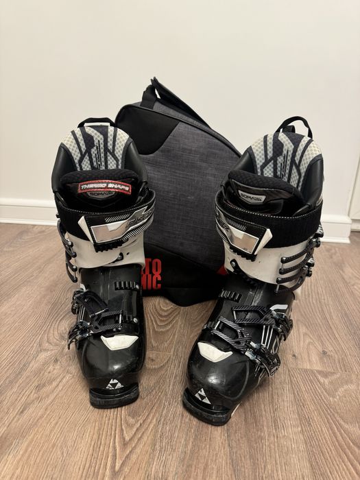 Clapari ski schi barbati 26,5 ( 41 42 ) Fischer Vacum 13+ flex 130