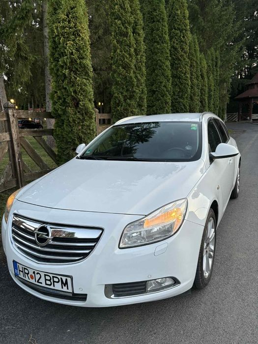 Opel Insignia 2011 2.0