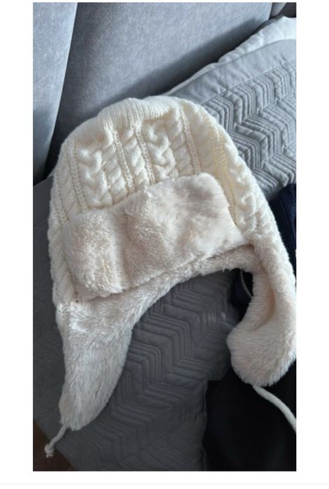 Продам новую женскую шапку-ушанку