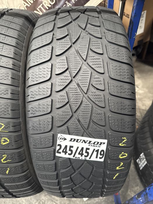 245/45/19 Dunlop M+S
