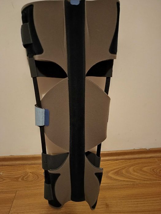 Orteza genunchi reglabila Thuasane, Marime L, 60 cm lungime