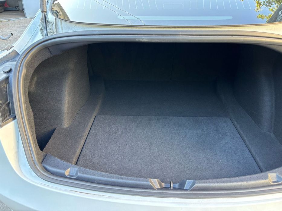 Наем на Tesla Model 3 2019