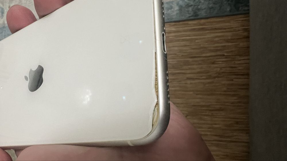 iPhone (айфон) 11