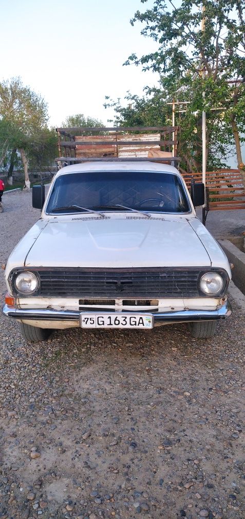 Volga 24 10 Pikap