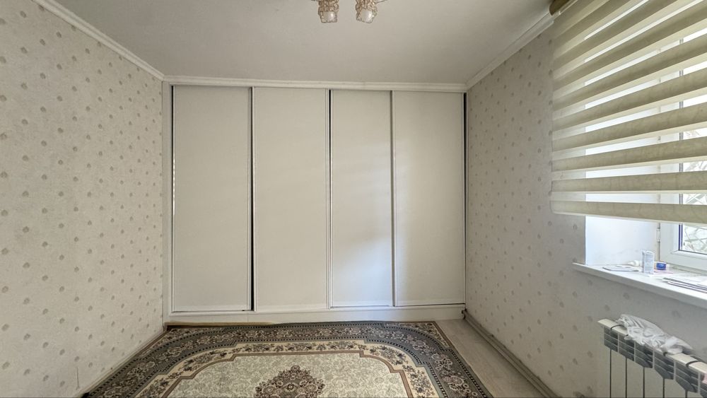 Шкаф для спальной и прихожей