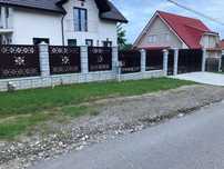 Boltari amprentati pentru gard. Gard din beton