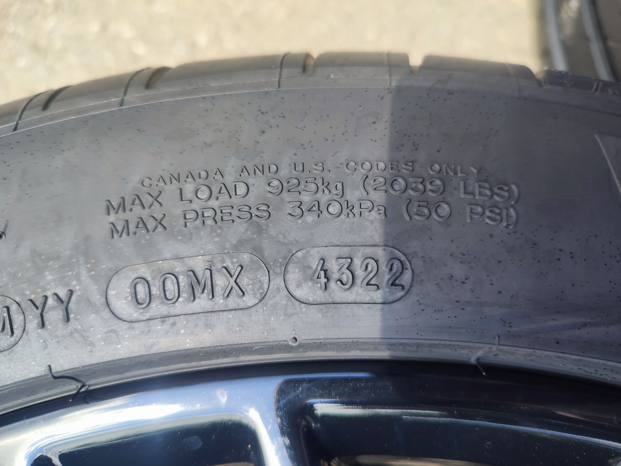 19" оригинални алуминиеви джанти с гуми за Ford Mustang