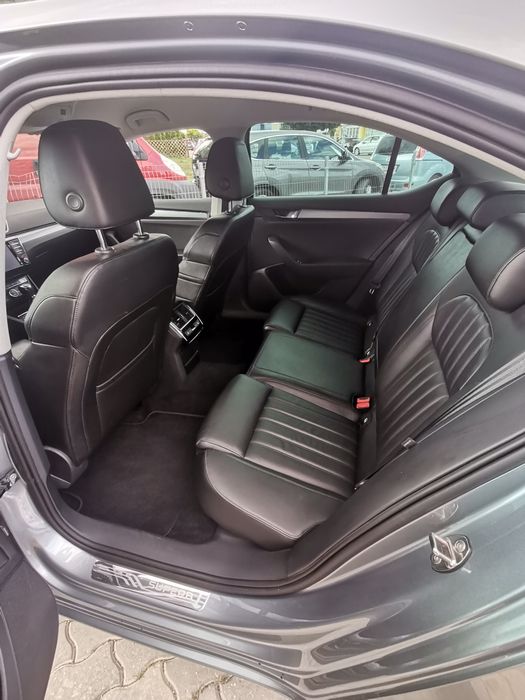 Skoda Superb 2.0TDI* 190к.с.* DSG