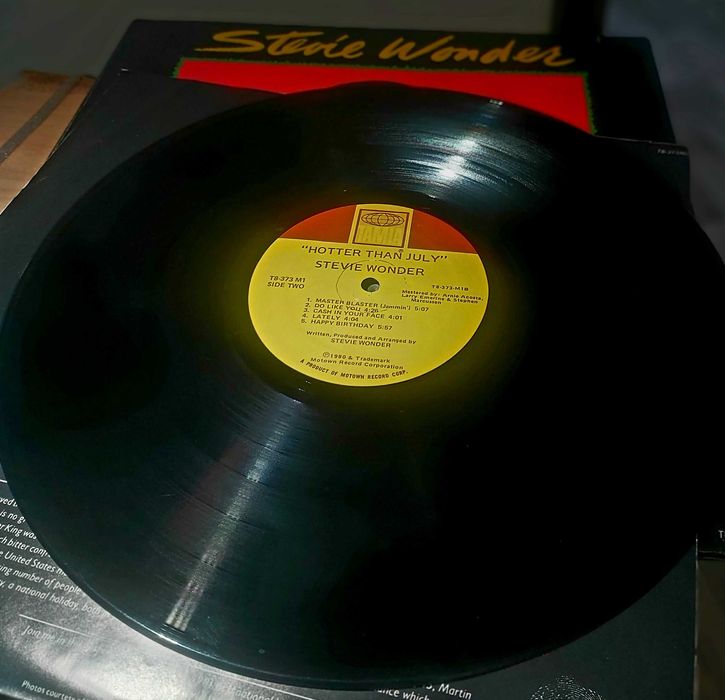 Stevie Wonder-Hotter than July disc vinil
