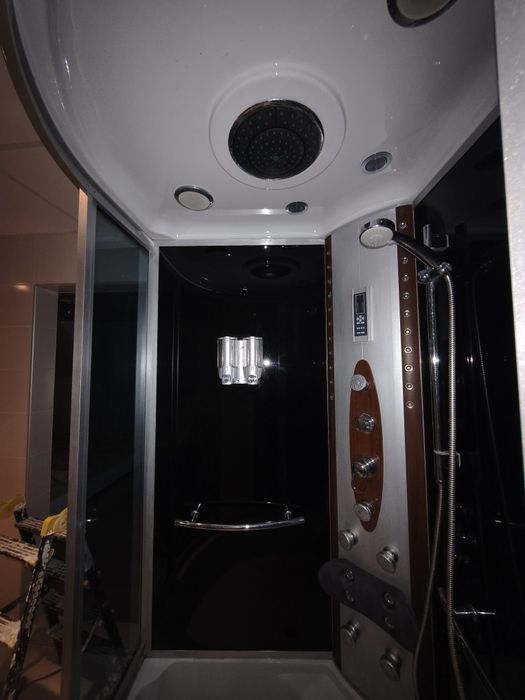 Душ кабина 1 на 1 м