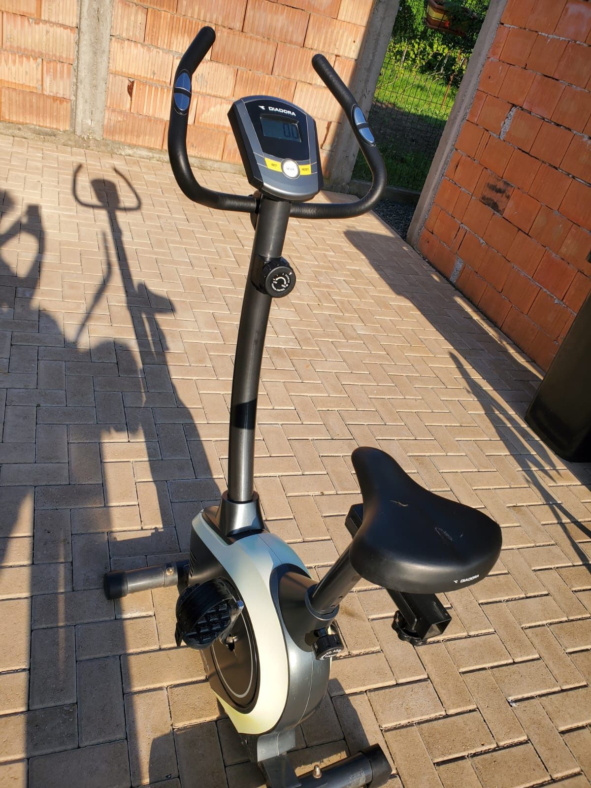 Bicicletă fitness Diadora de sală pentru exerciții