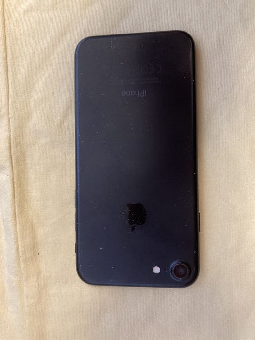 Iphone 7 defect. De piese. Placa fara cont.