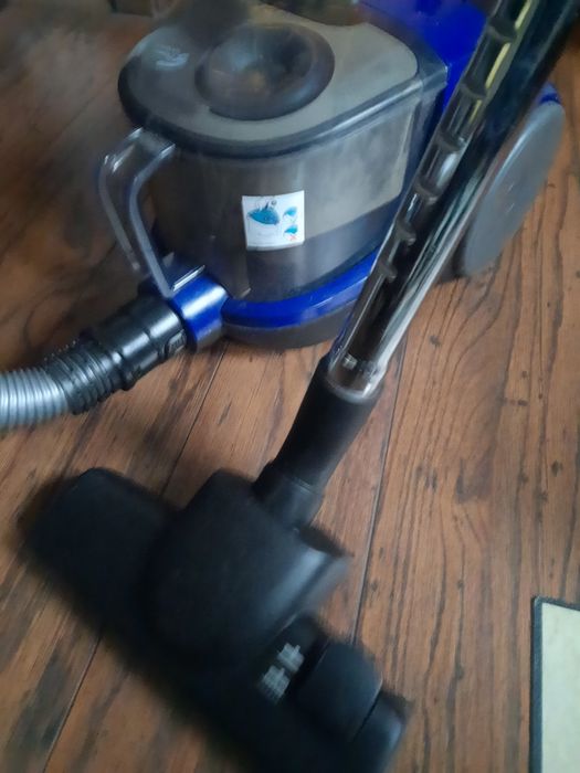 Aspirator Philips PowerPro Animal